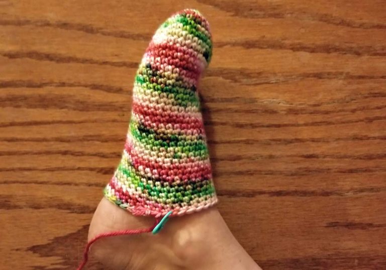 Basic Crochet Socks Pattern - Hooked on Homemade Happiness