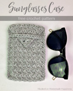 Sunglasses Case Free Crochet Pattern: This easy Sunglasses Case Crochet Pattern works up so quick! It has a beautiful texture and uses one of my favorite crochet stitches, the Suzette Stitch.